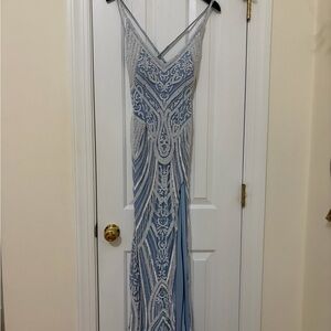 Chic Blue and White Maxi Dress